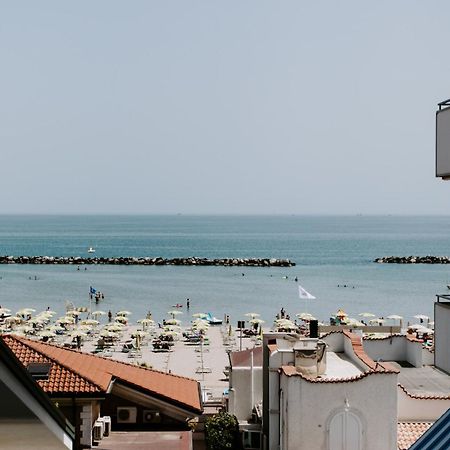 Hotel Edward Bellaria-Igea Marina Exterior foto