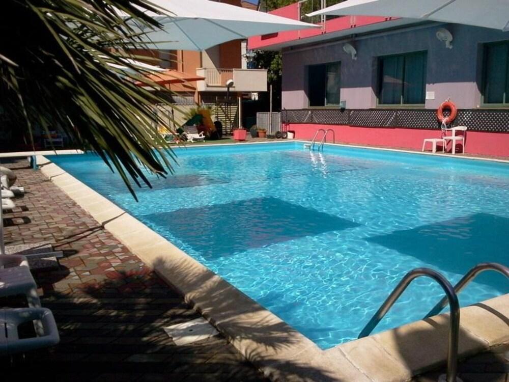 Hotel Edward Bellaria-Igea Marina Exterior foto