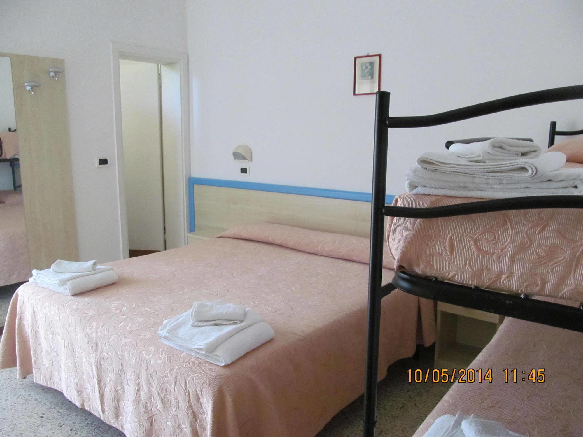 Hotel Edward Bellaria-Igea Marina Exterior foto